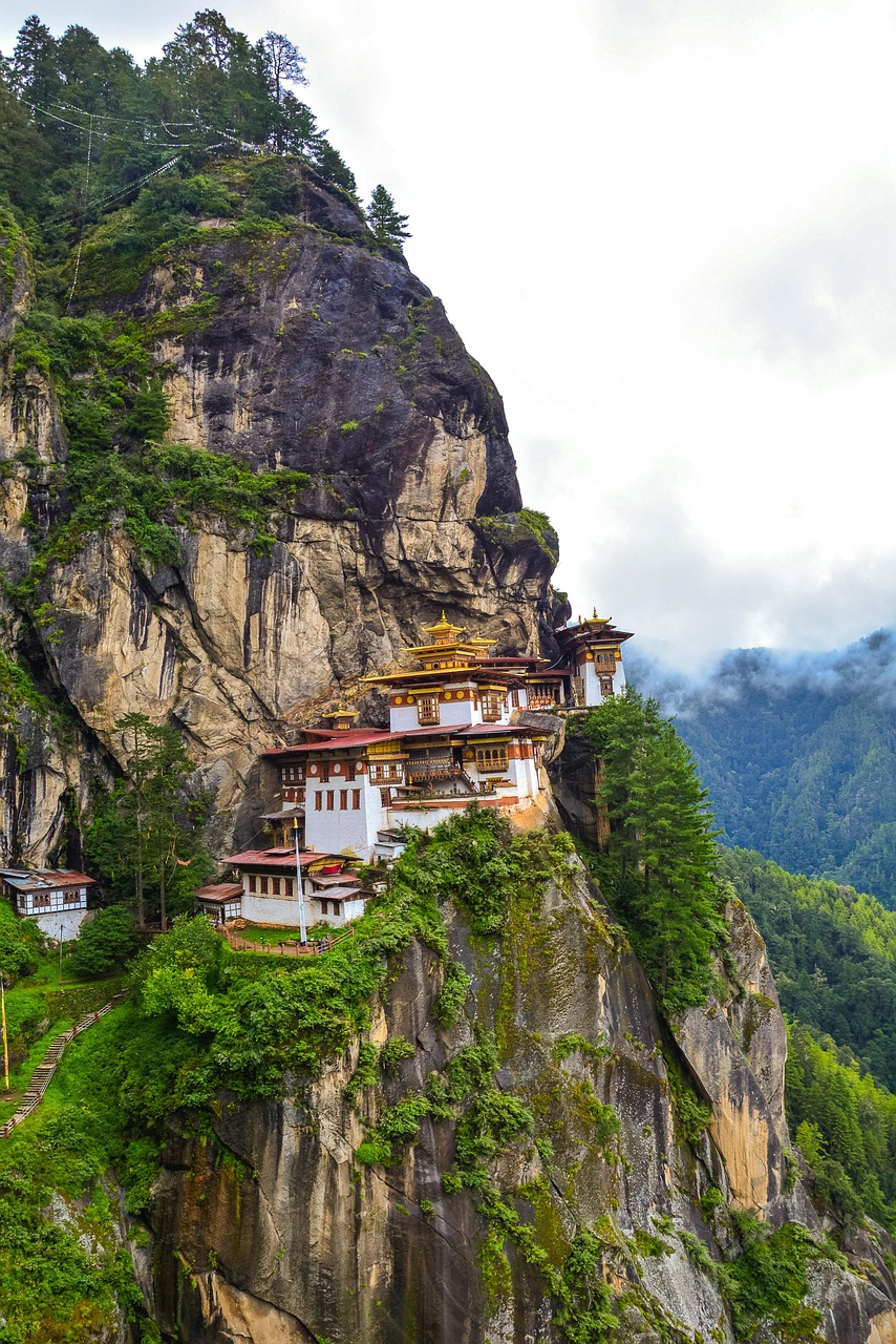 tiger's nest, paro, bhutan, nature, buddhism, monastery, landscape, mountain, taktshang, architecture, tourism